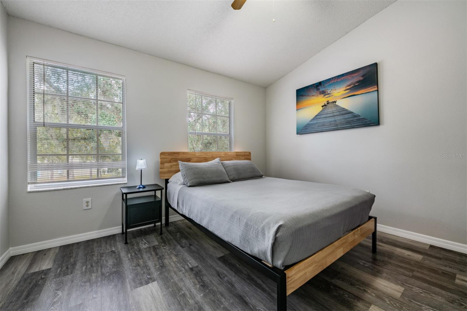 HUNTERS KEY TWNHMS AT NORT - Residential