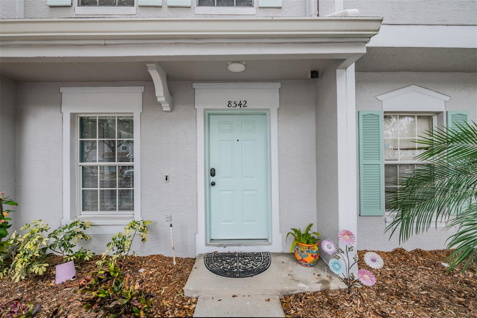 HUNTERS KEY TWNHMS AT NORT - Residential