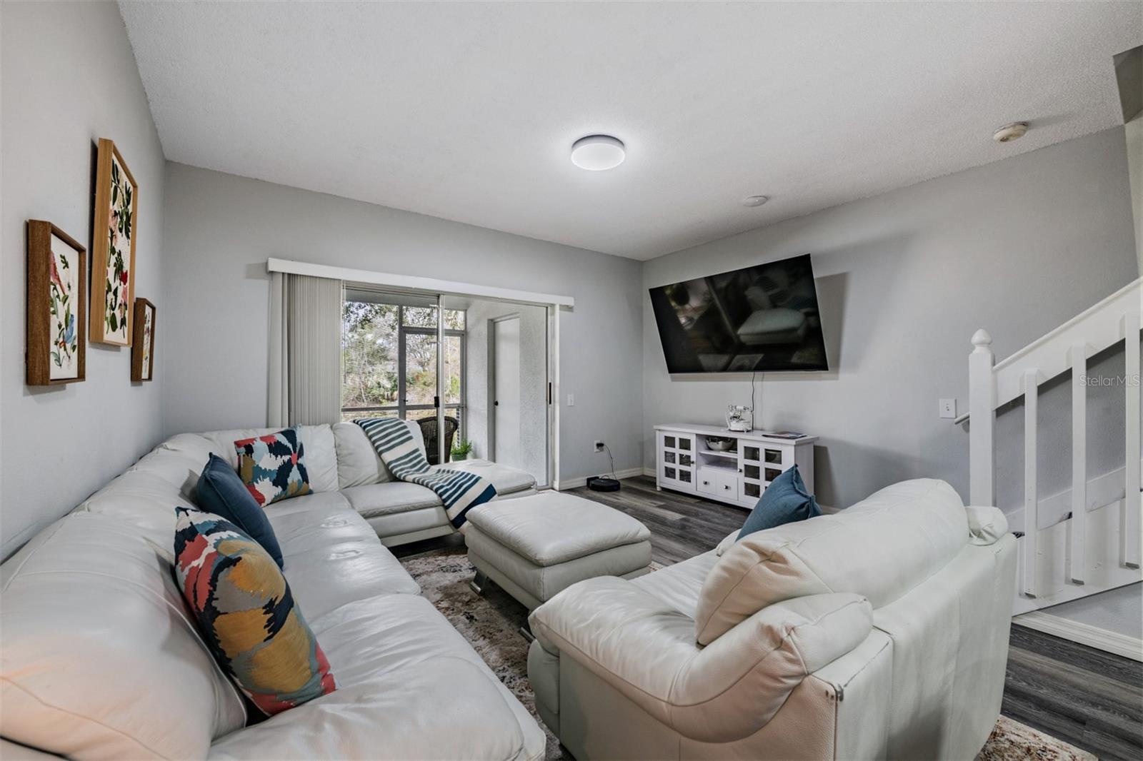 HUNTERS KEY TWNHMS AT NORT - Residential