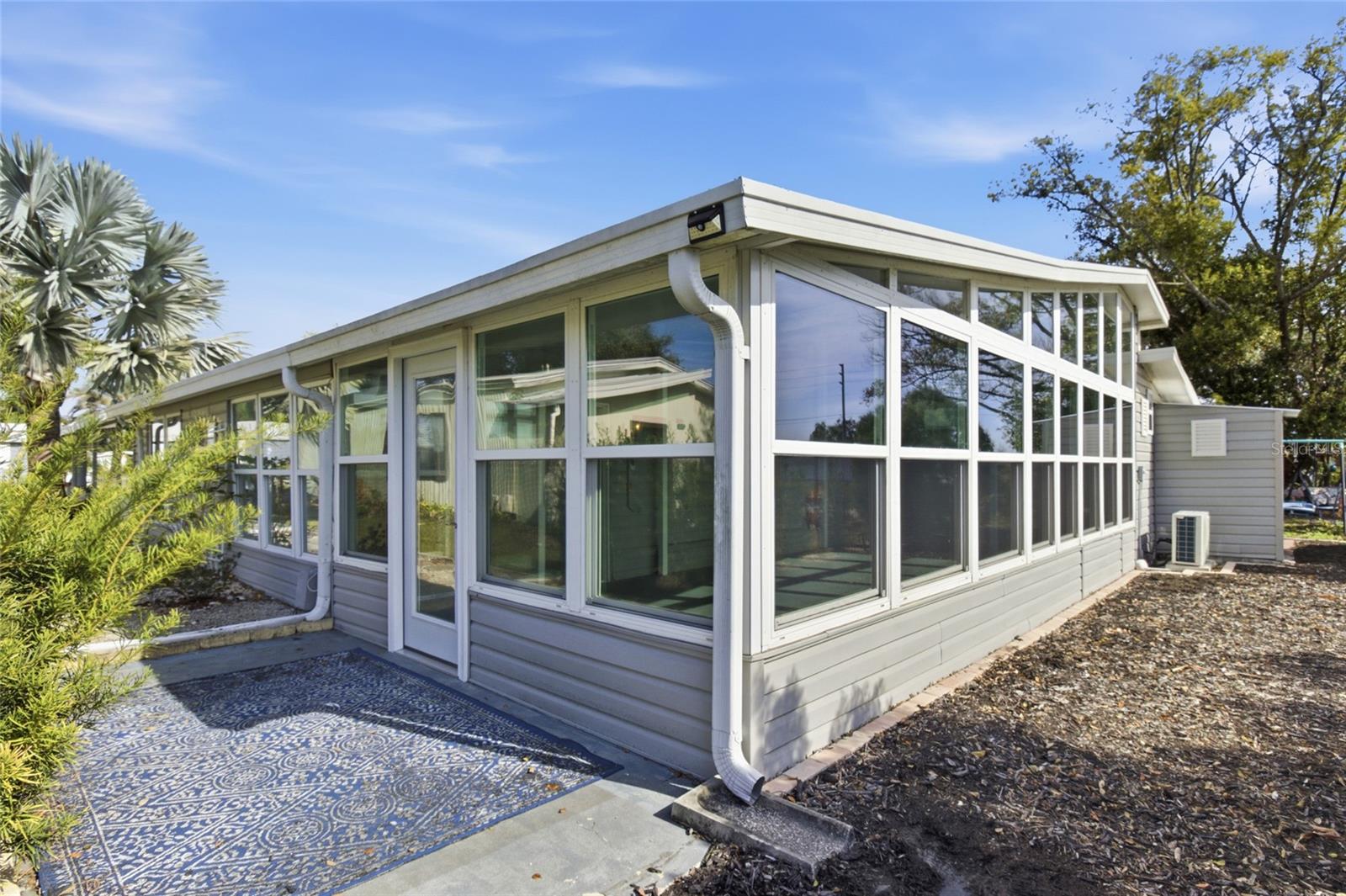 OAKS ROYAL - Residential