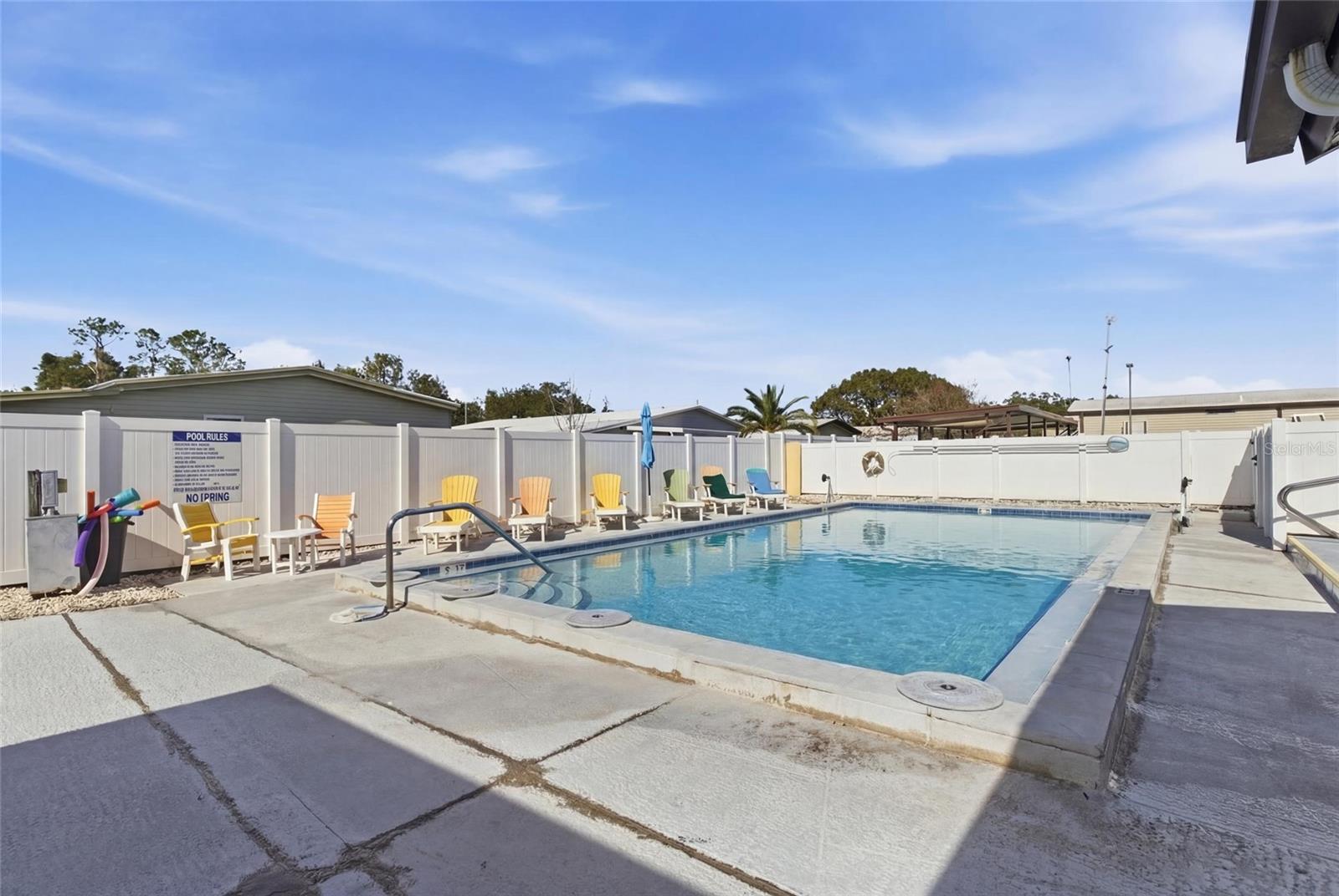 OAKS ROYAL - Residential