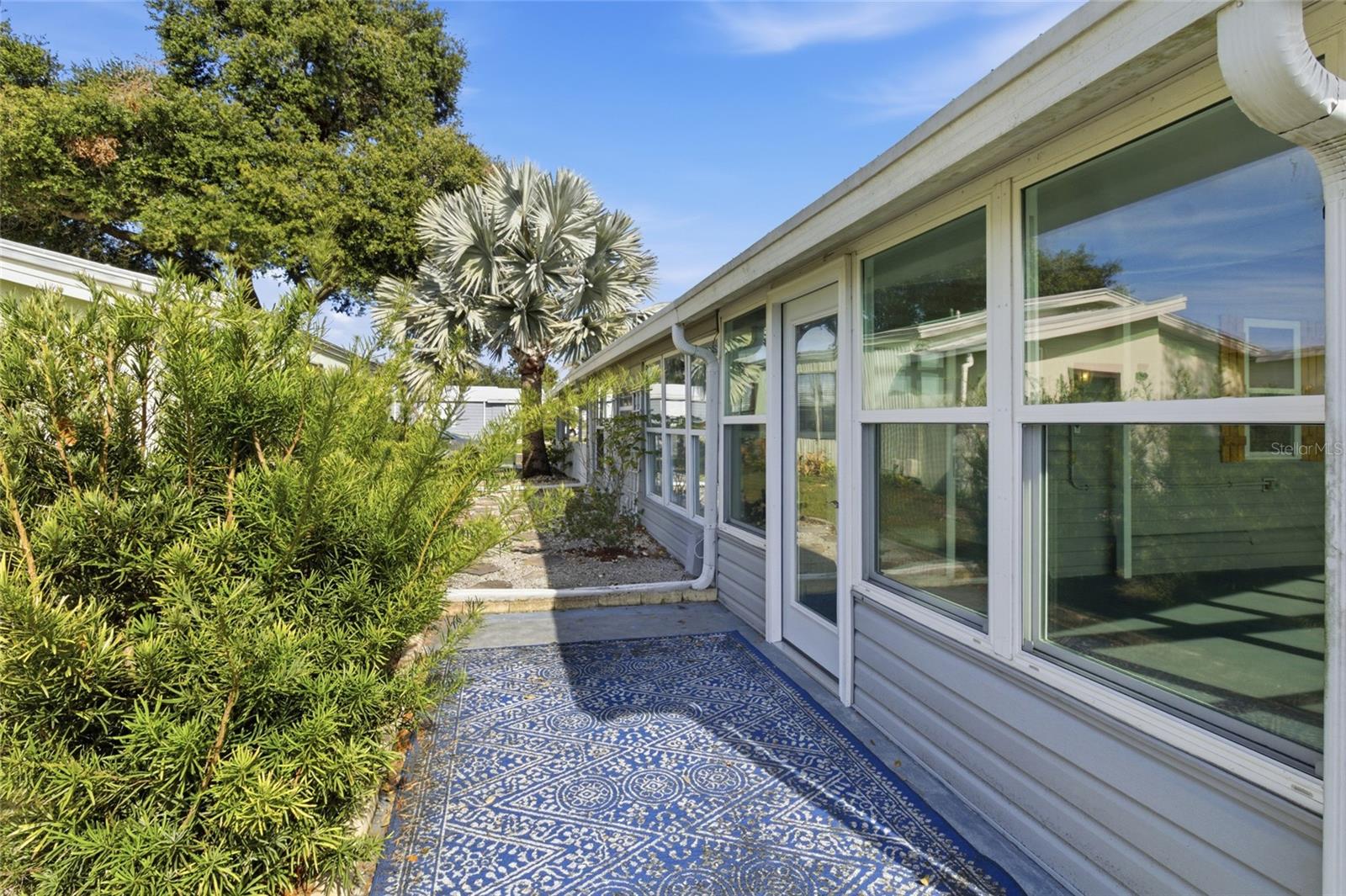 OAKS ROYAL - Residential