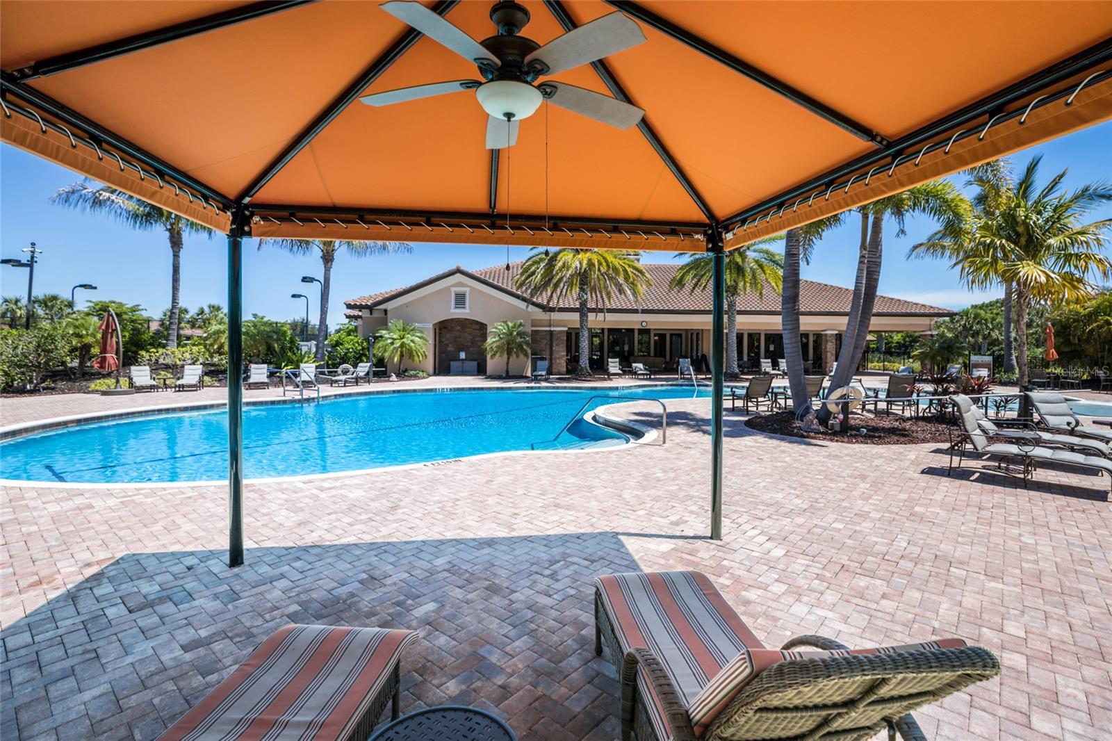 ESPLANADE BY SIESTA KEY - Residential