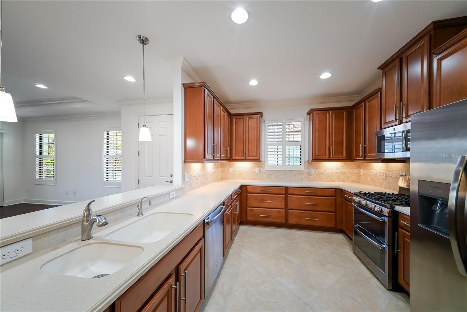 ESPLANADE BY SIESTA KEY - Residential