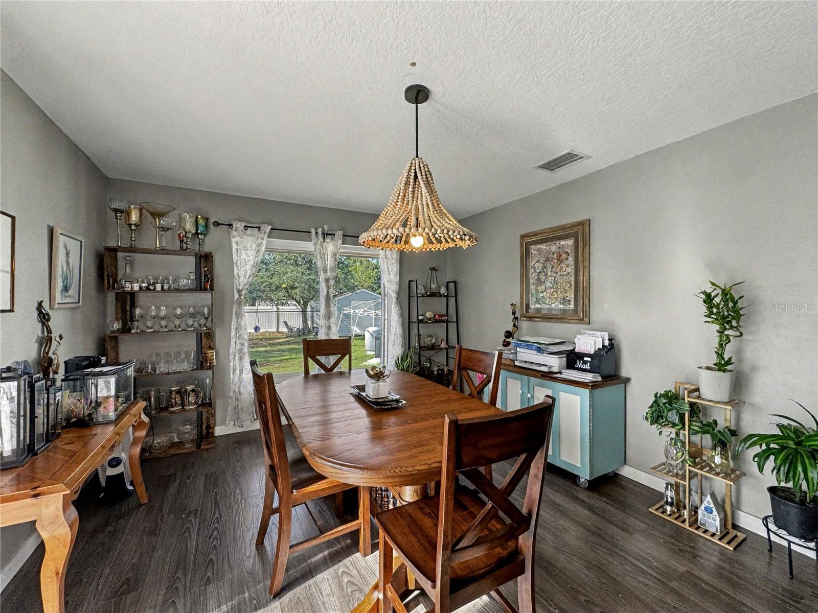 DAYTONA PARK ESTATES SEC E - Residential Lease