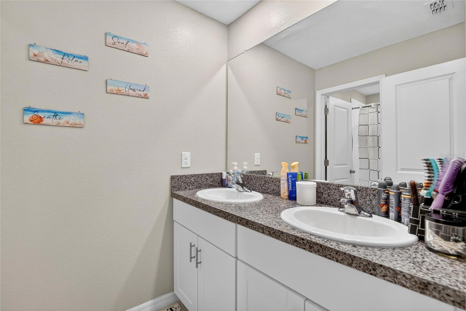 EPPERSON NORTH VILLAGE E-2 - Residential Lease