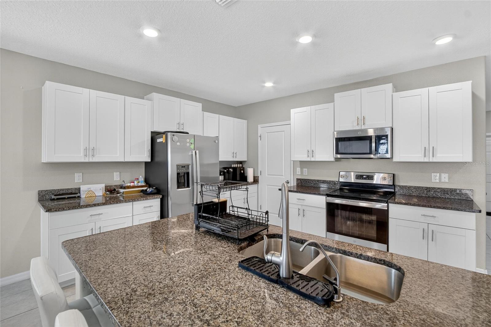 EPPERSON NORTH VILLAGE E-2 - Residential Lease