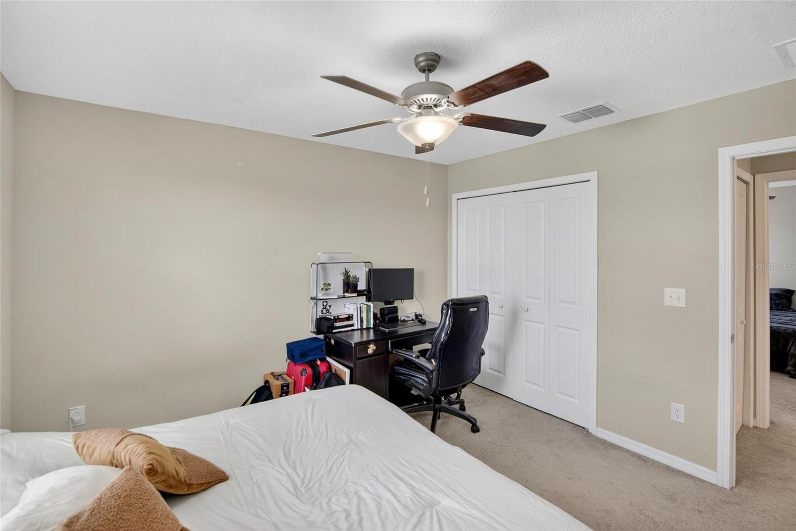 EPPERSON NORTH VILLAGE E-2 - Residential Lease