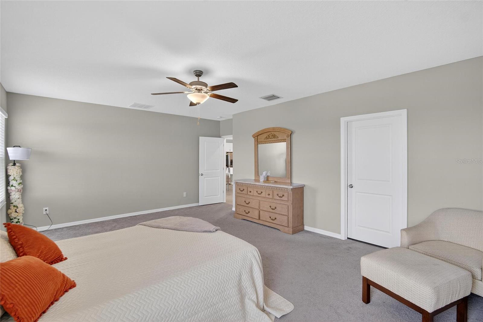 EPPERSON NORTH VILLAGE E-2 - Residential Lease