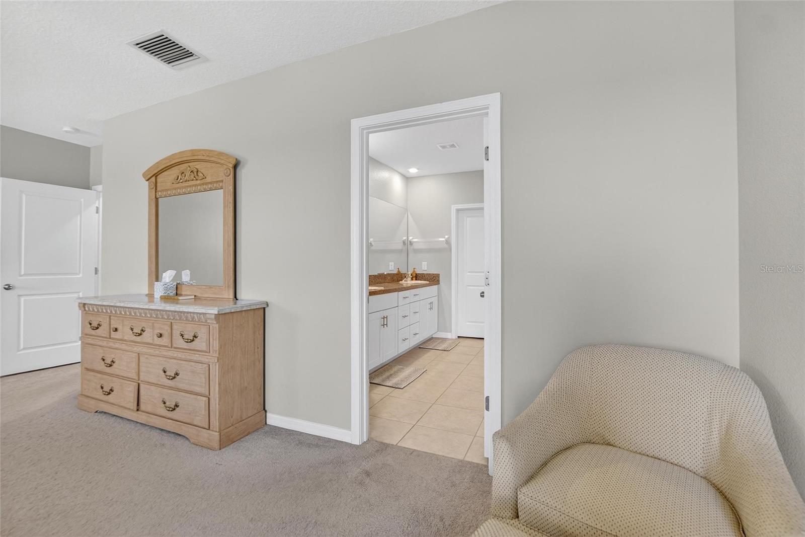 EPPERSON NORTH VILLAGE E-2 - Residential Lease