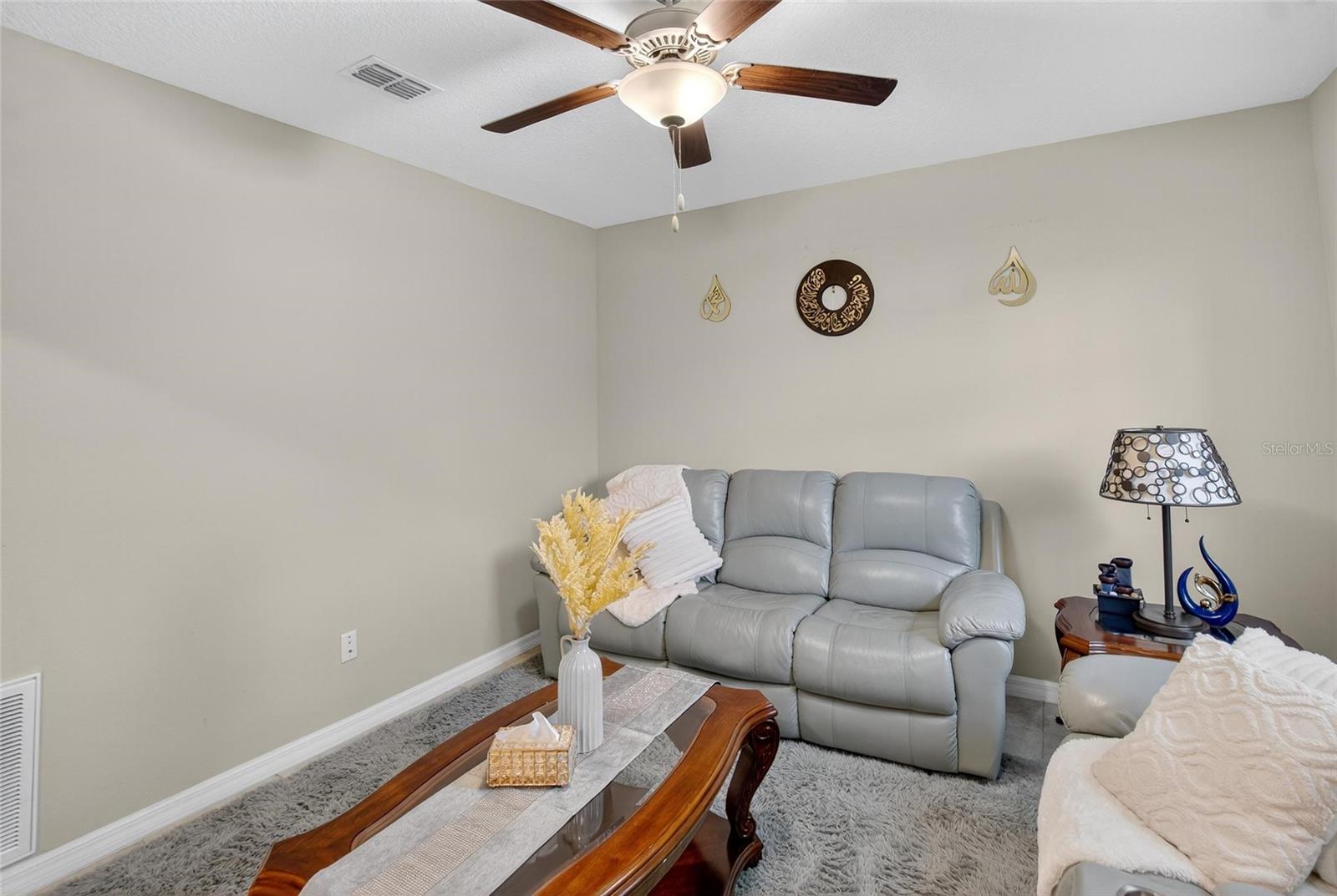 EPPERSON NORTH VILLAGE E-2 - Residential Lease