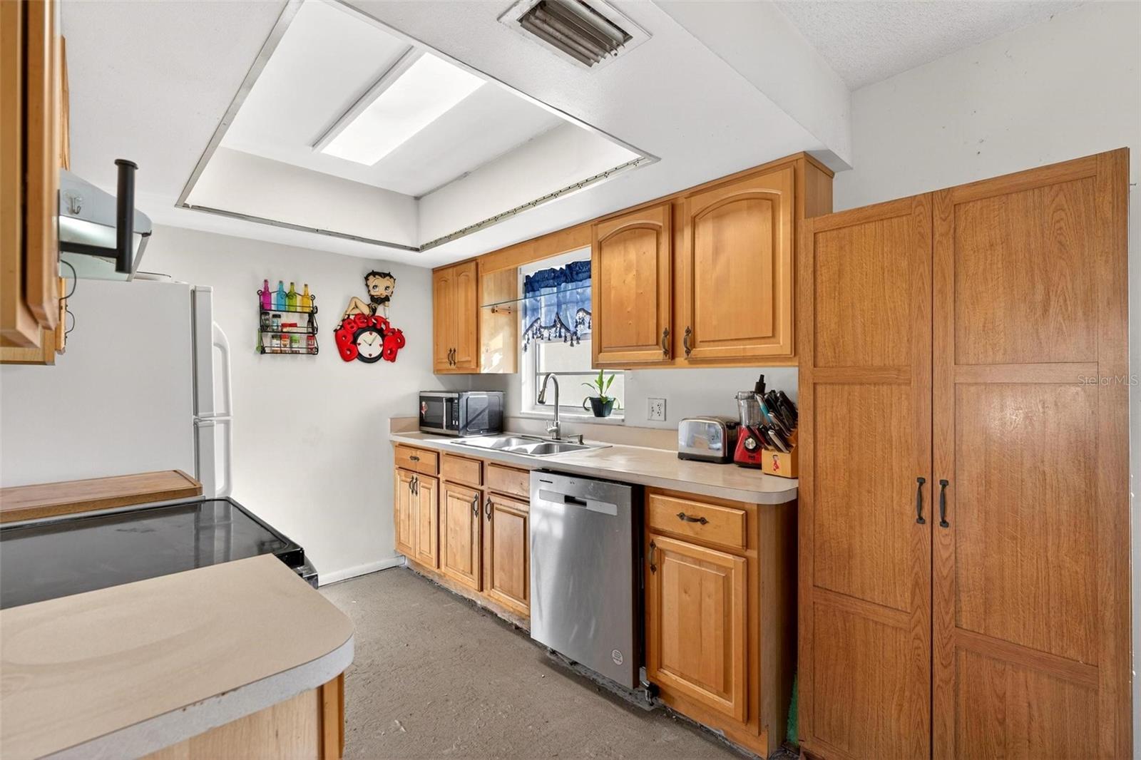 AMERICAN HERITAGE ESTATES - Residential