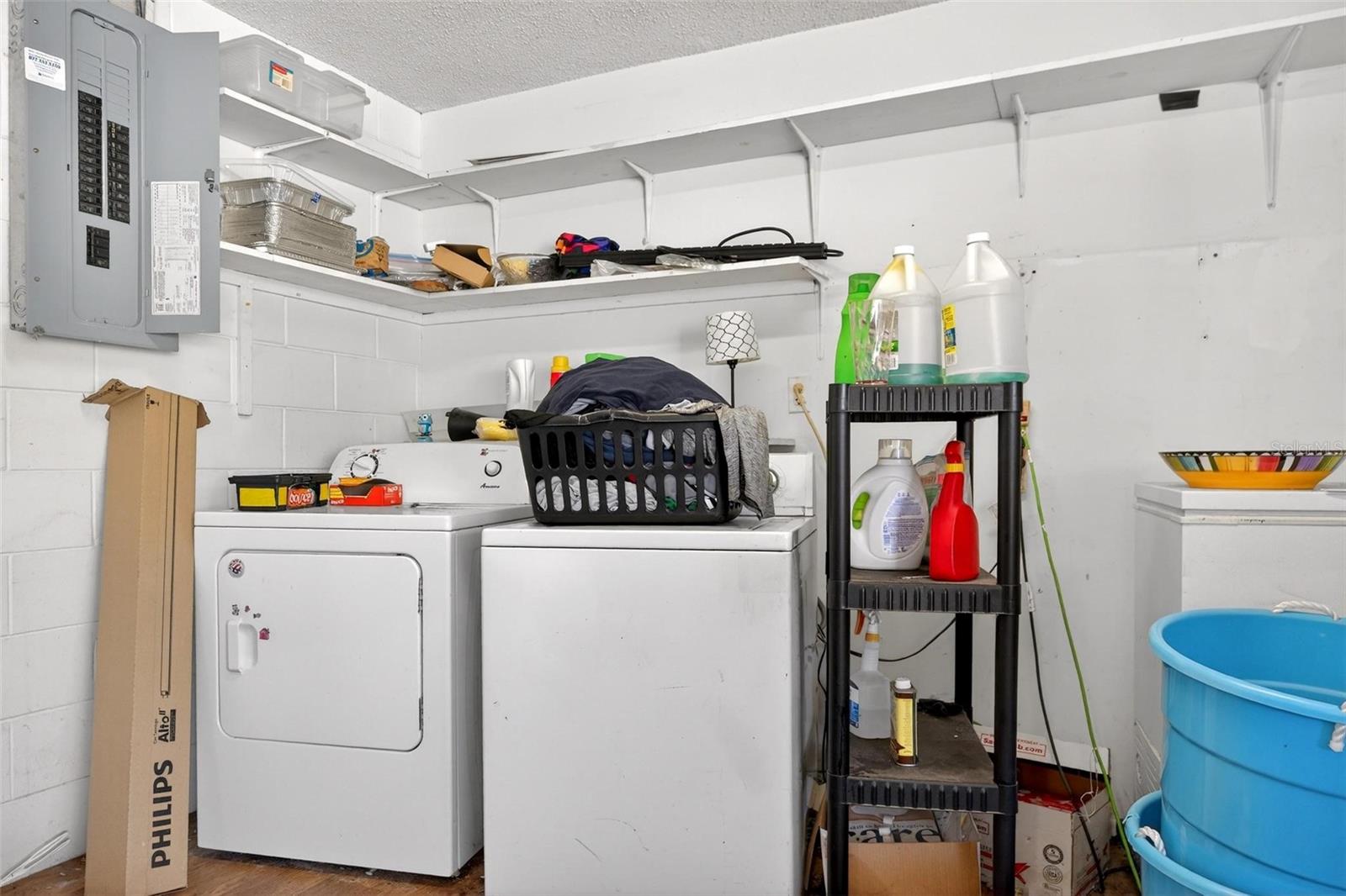 AMERICAN HERITAGE ESTATES - Residential