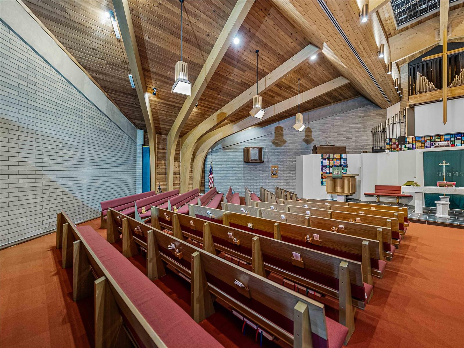 CLEVELAND HEIGHTS - Commercial Sale