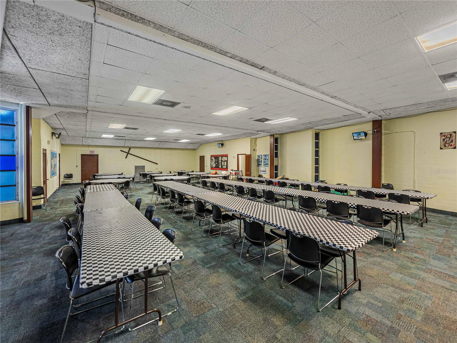 CLEVELAND HEIGHTS - Commercial Sale