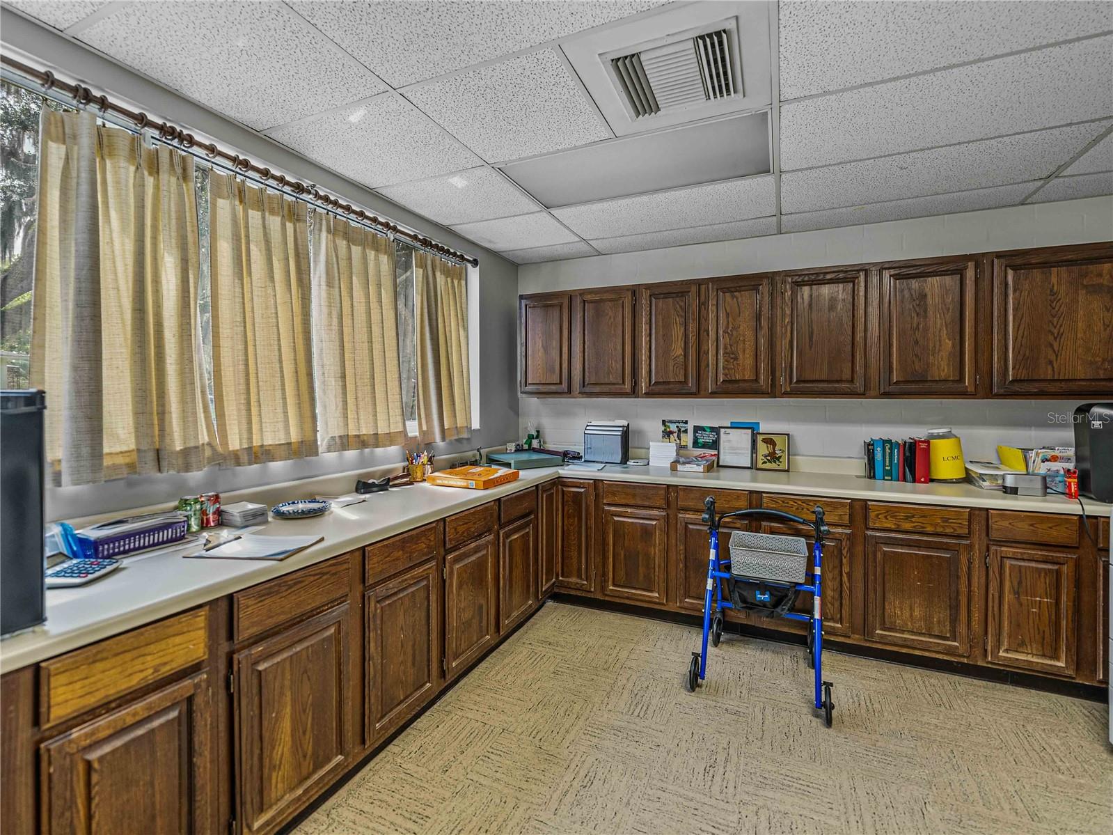 CLEVELAND HEIGHTS - Commercial Sale