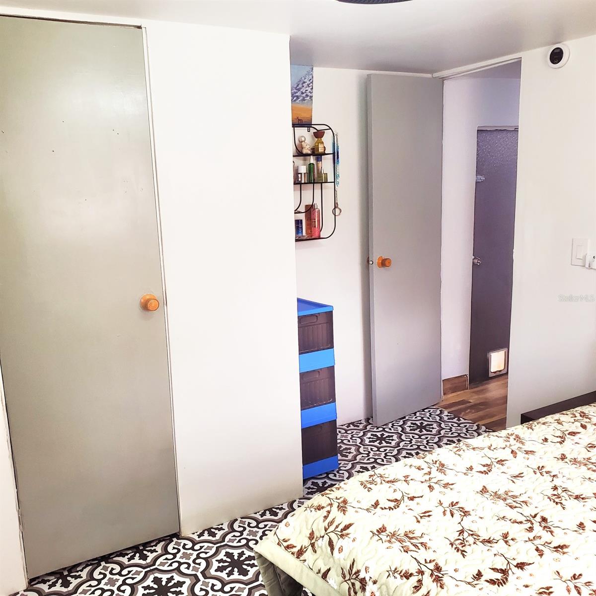 KERSHORES UN F - Residential