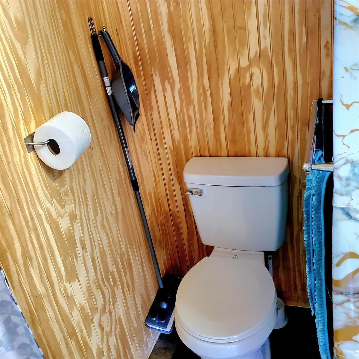 KERSHORES UN F - Residential