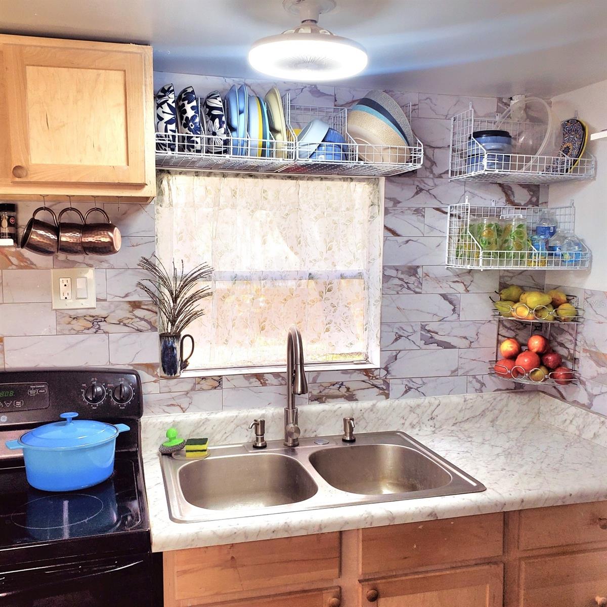 KERSHORES UN F - Residential