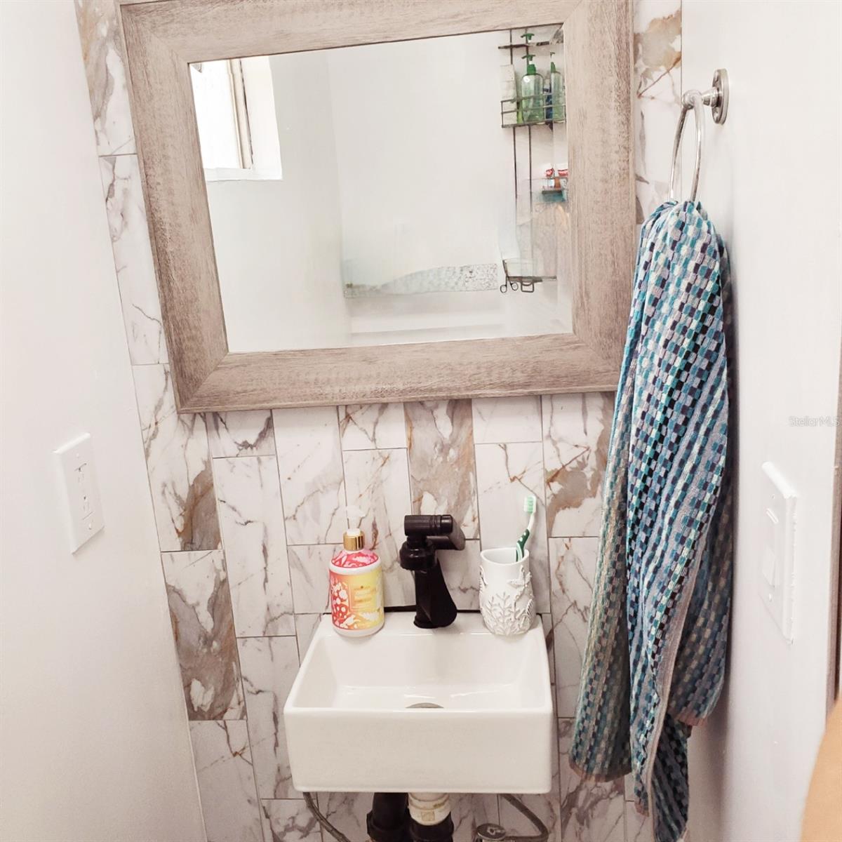 KERSHORES UN F - Residential