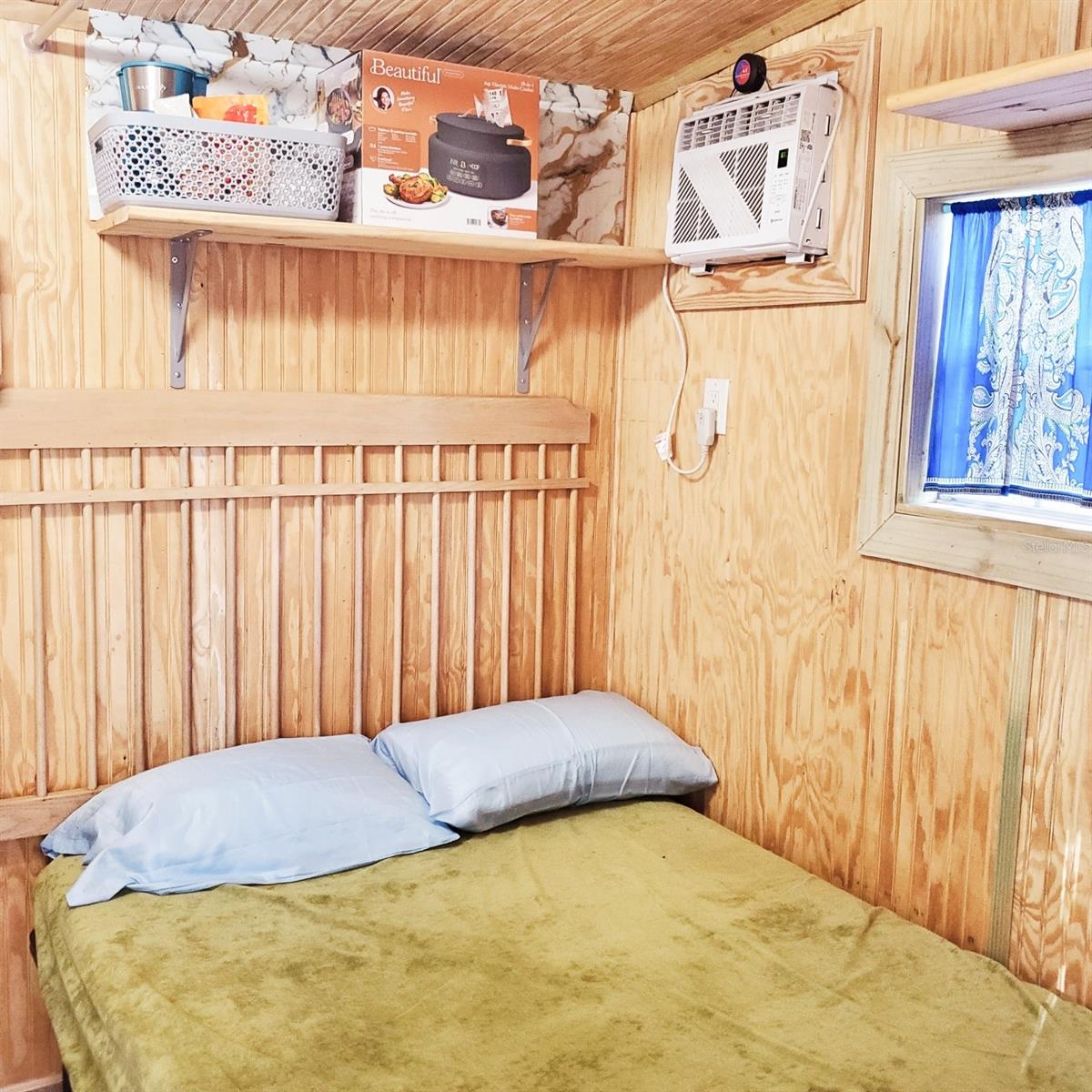 KERSHORES UN F - Residential