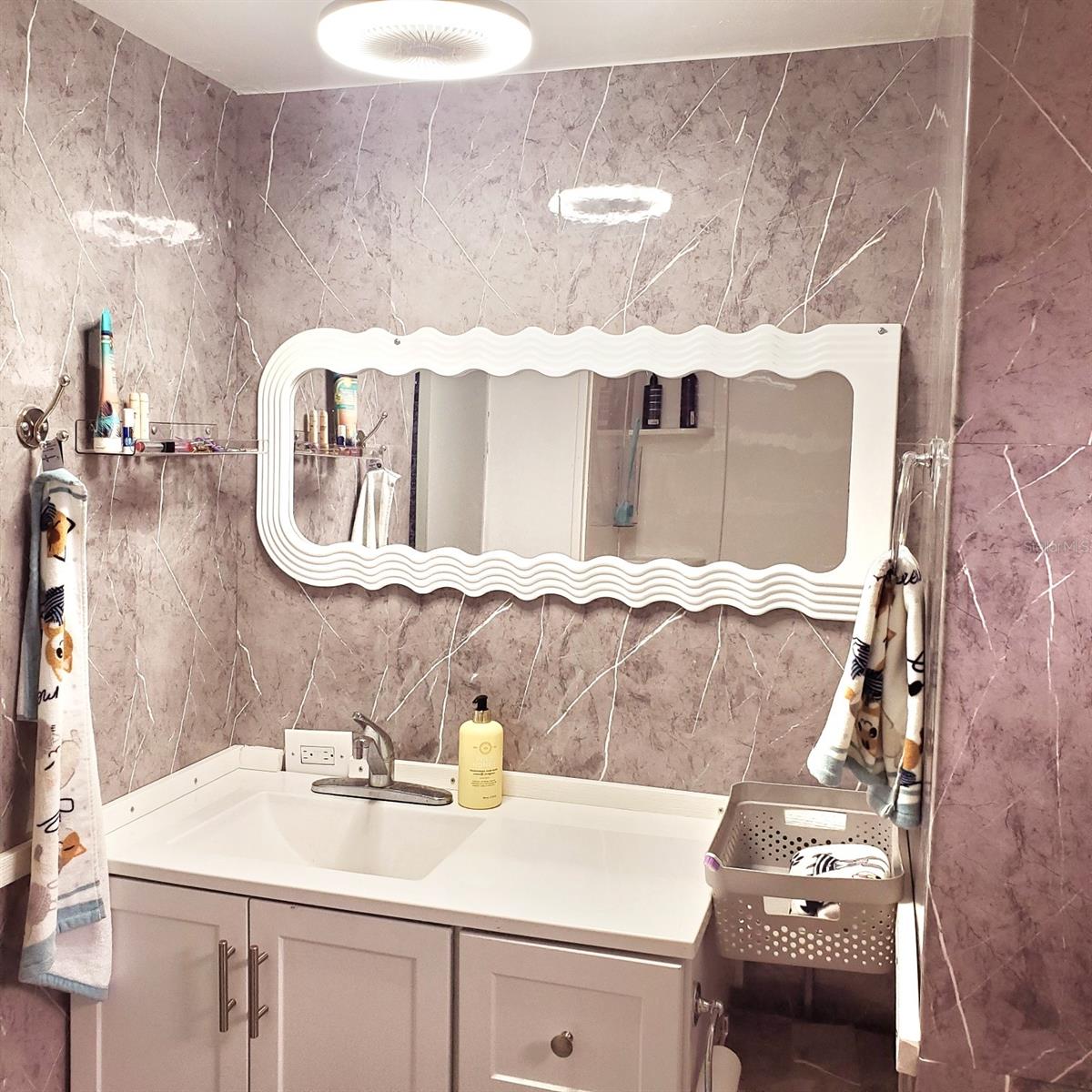 KERSHORES UN F - Residential