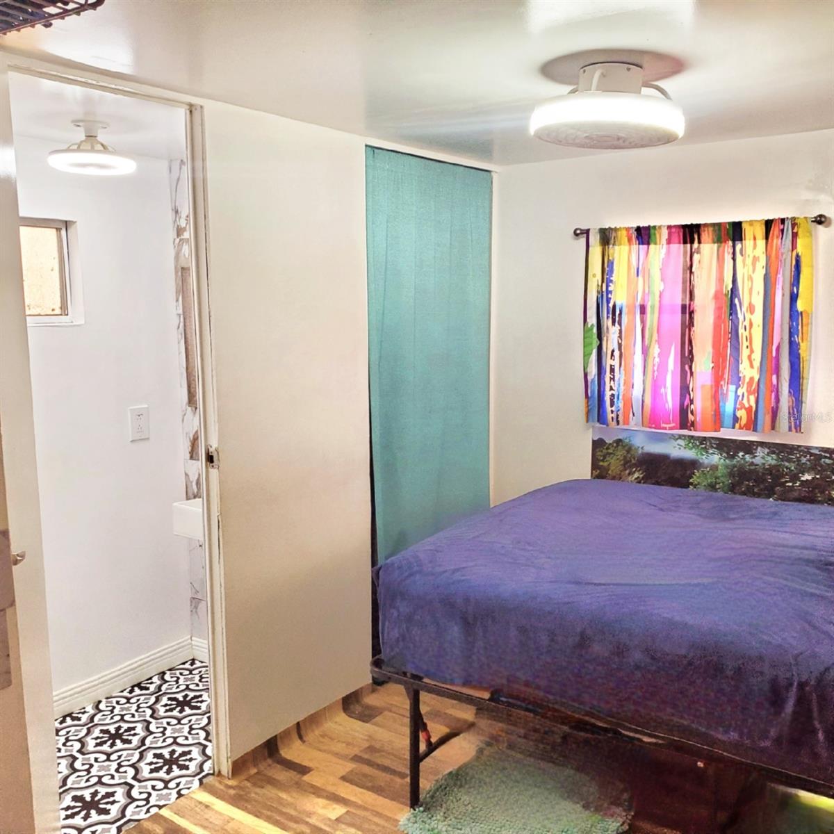 KERSHORES UN F - Residential