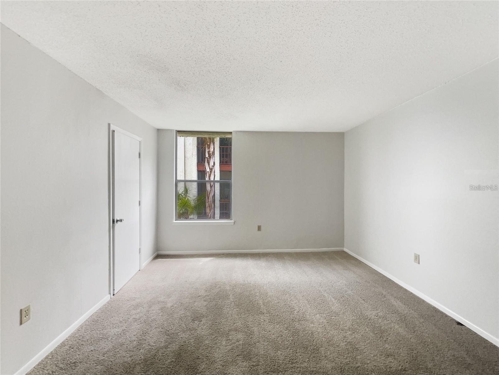 ROYAL ARMS CONDO - Residential Lease