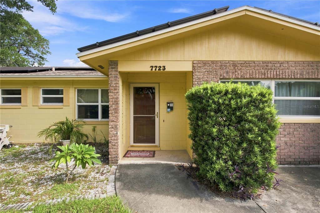 Photo of 7723 Avonwood Court, Orlando, FL 32810 (MLS # O6434762)