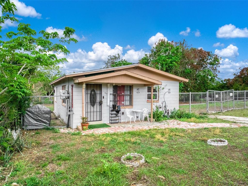 Photo of 113 Anderson Street, Lake Placid, FL 33852 (MLS # L4960875)