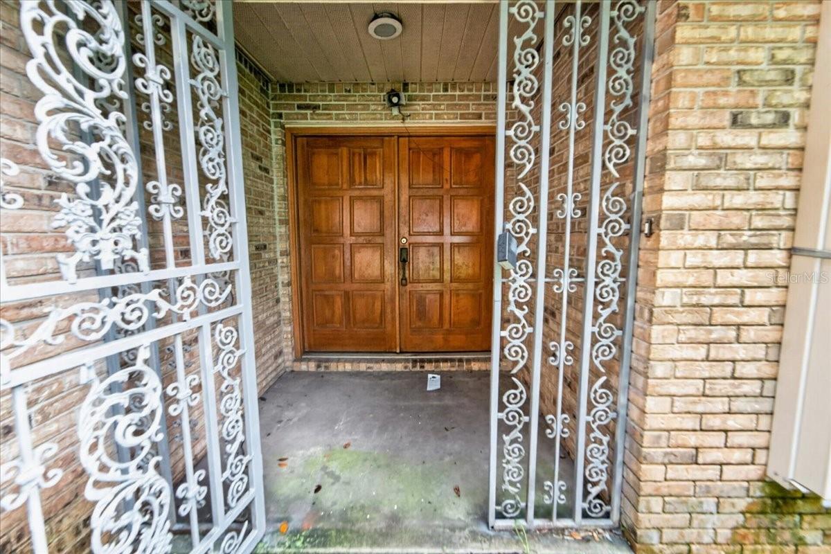 344 N FREDERICK AVENUE