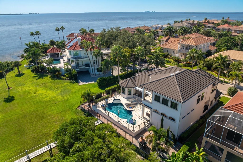 Photo of 1317 Jumana Loop, Apollo Beach, FL 33572 (MLS # TB8559266)