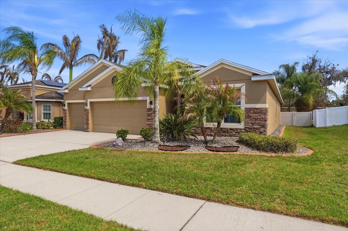 WIND MEADOWS - Residential