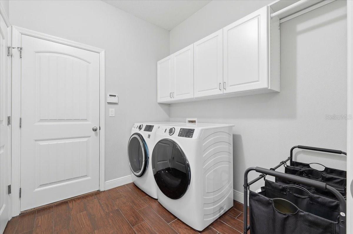 WIND MEADOWS - Residential