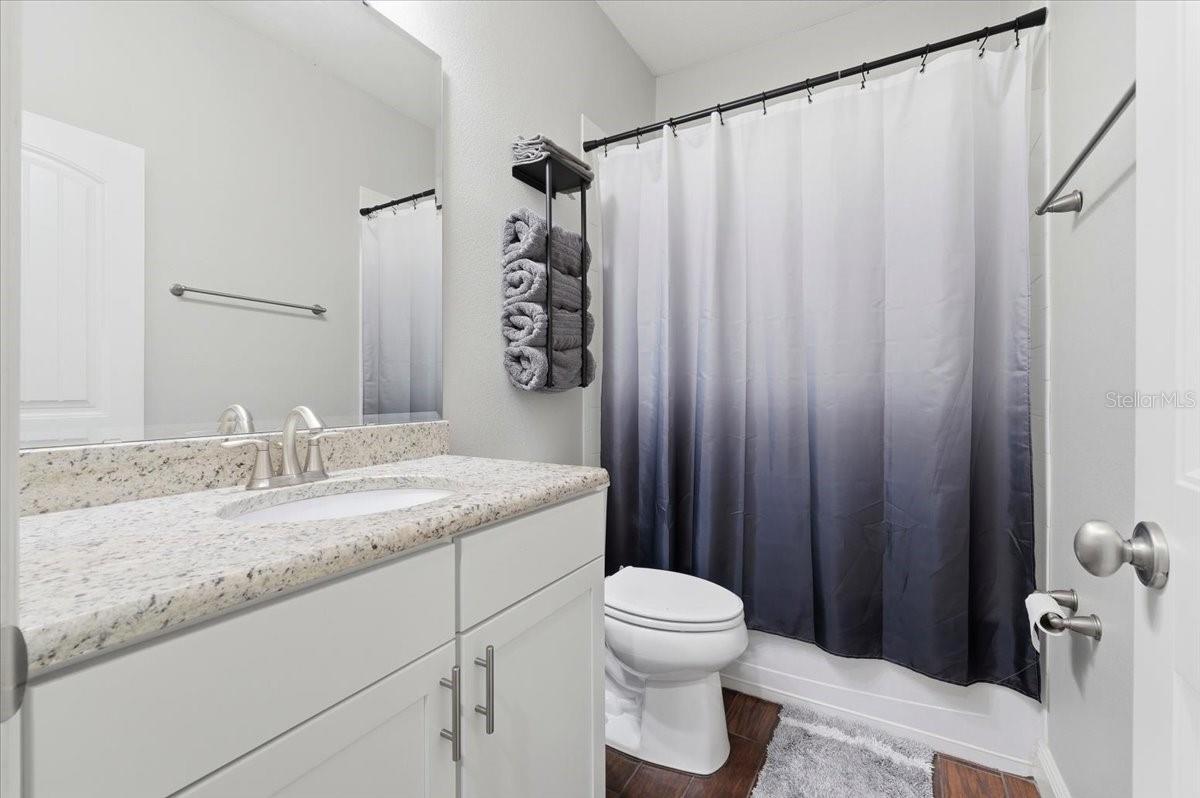 WIND MEADOWS - Residential