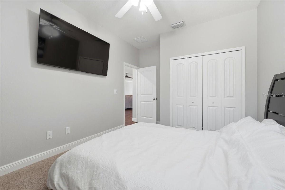 WIND MEADOWS - Residential