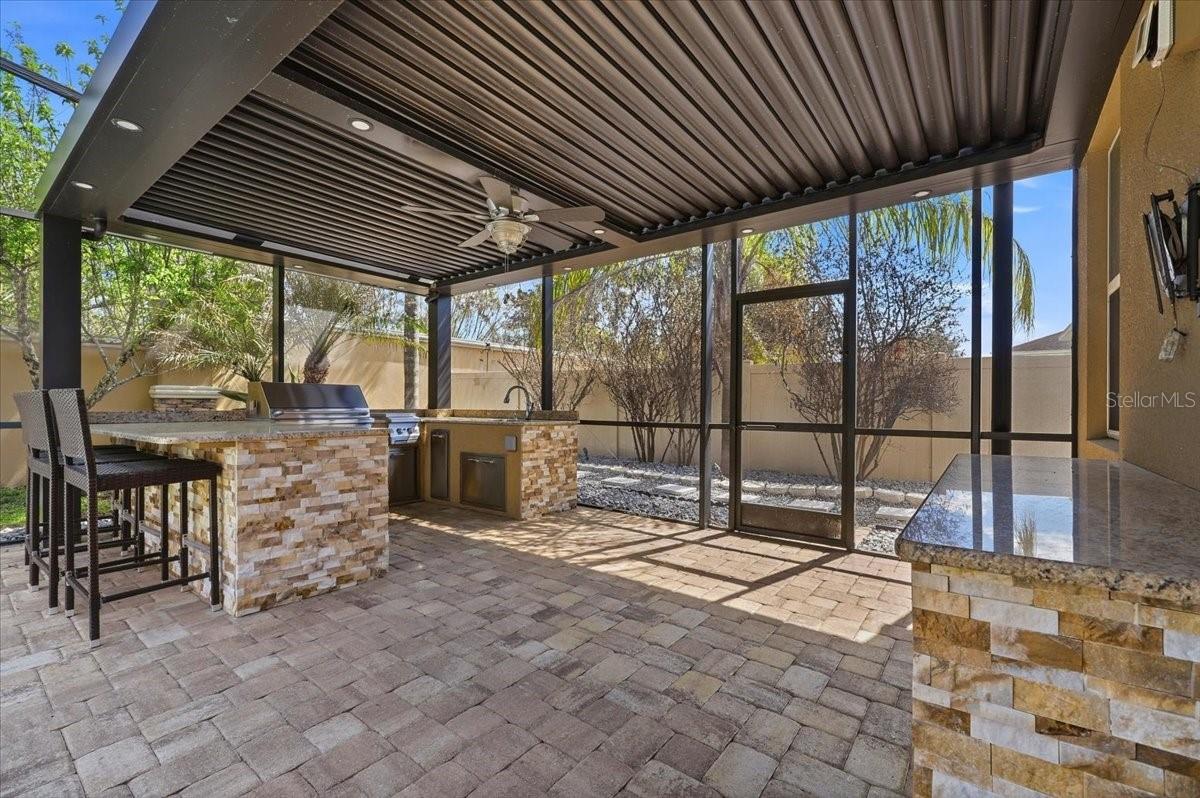 WIND MEADOWS - Residential