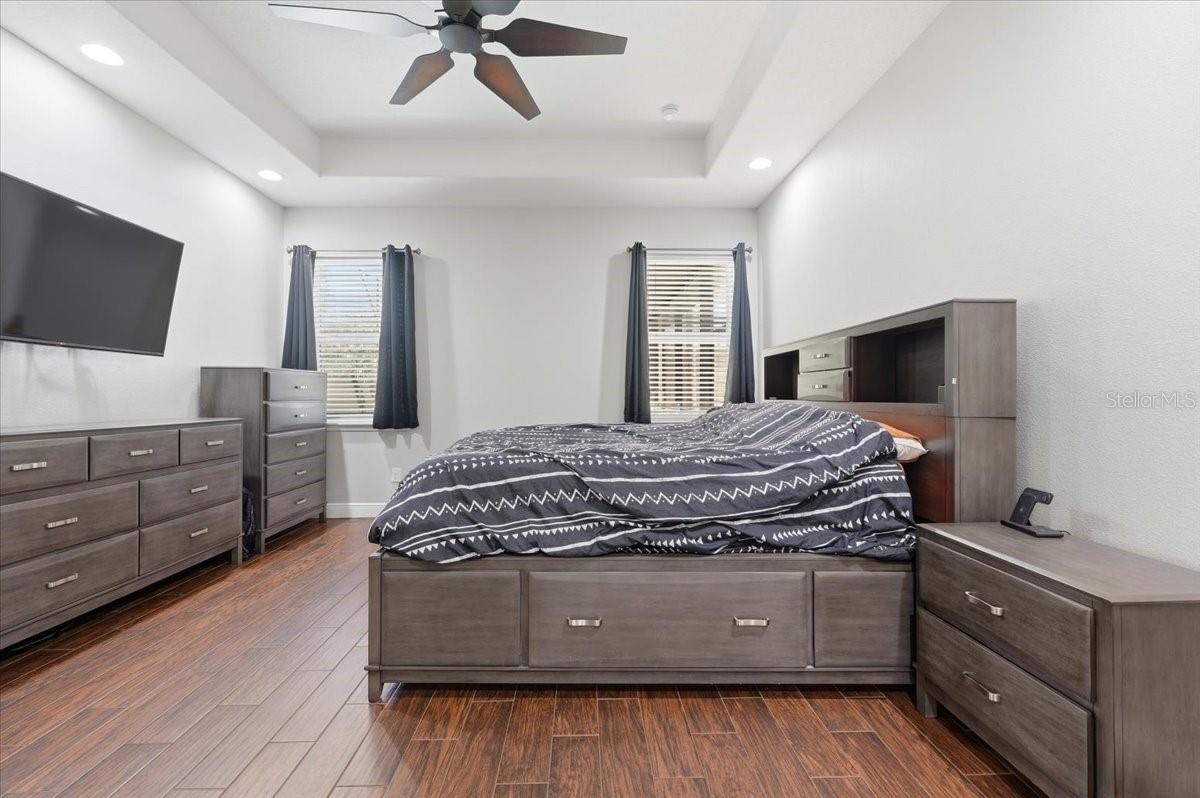 WIND MEADOWS - Residential