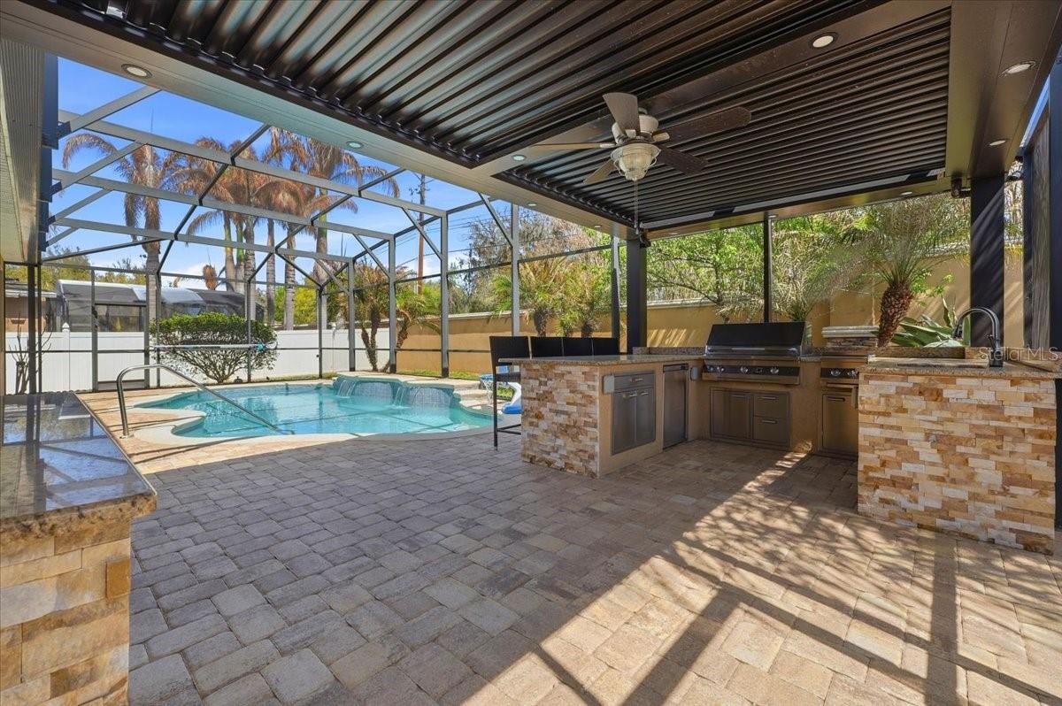 WIND MEADOWS - Residential