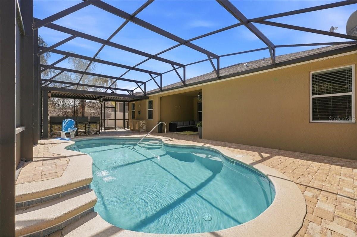 WIND MEADOWS - Residential