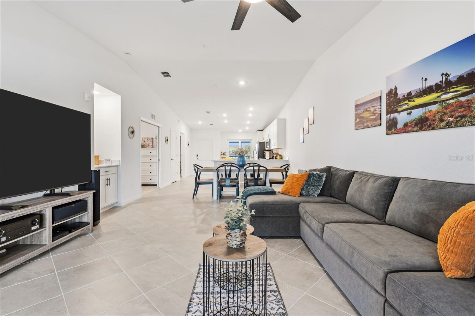 VERANDA III/WELLEN PK PH I - Residential