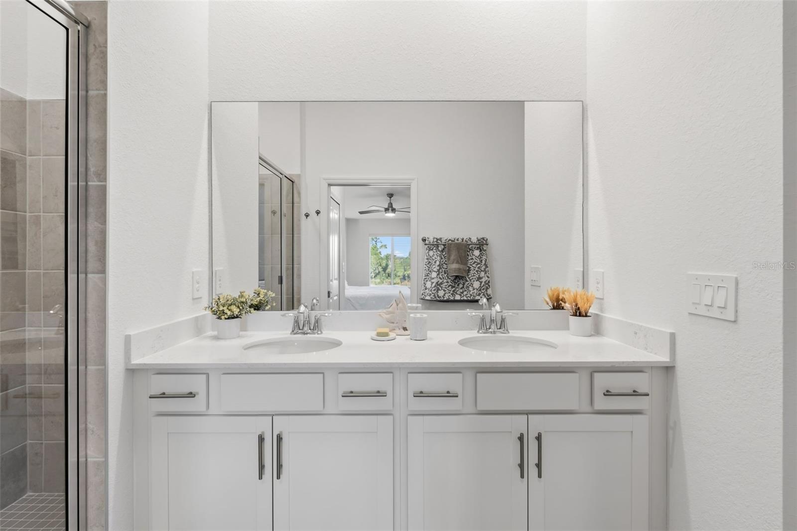 VERANDA III/WELLEN PK PH I - Residential