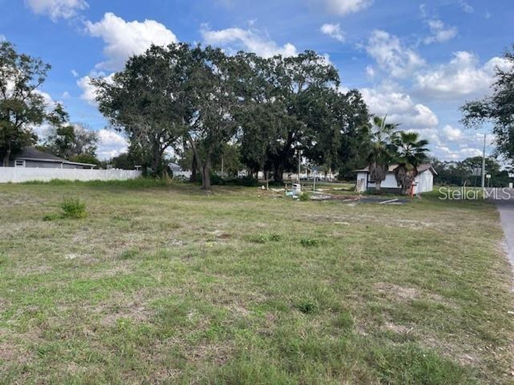 Photo of 7502 N 40th Street, Tampa, FL 33604 (MLS # TB8525300)