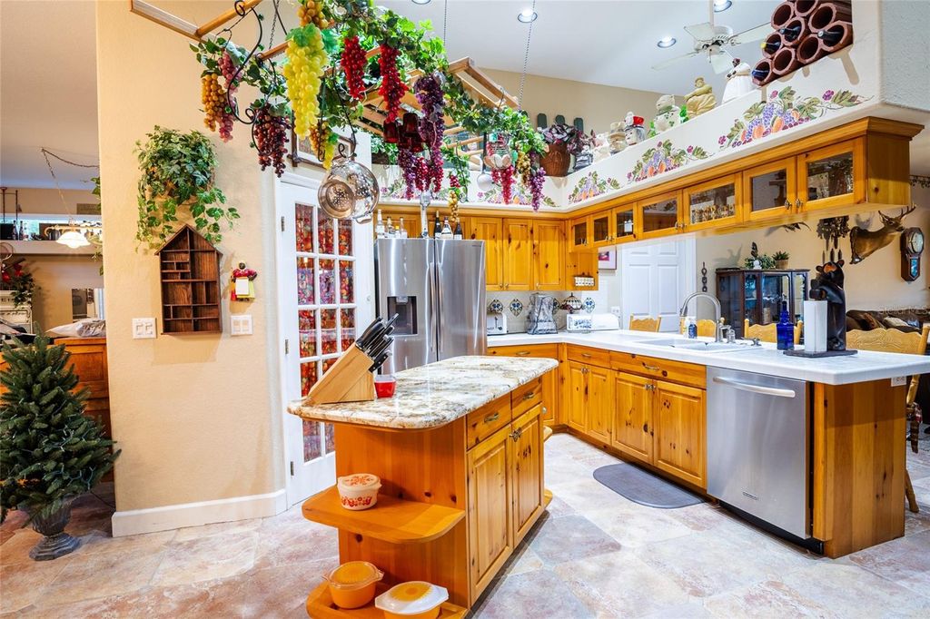 Photo of 8508 Dee Circle, Riverview, FL 33569 (MLS # TB8495412)