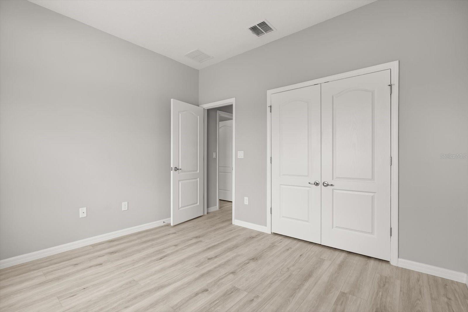 SUN N LAKE - Residential