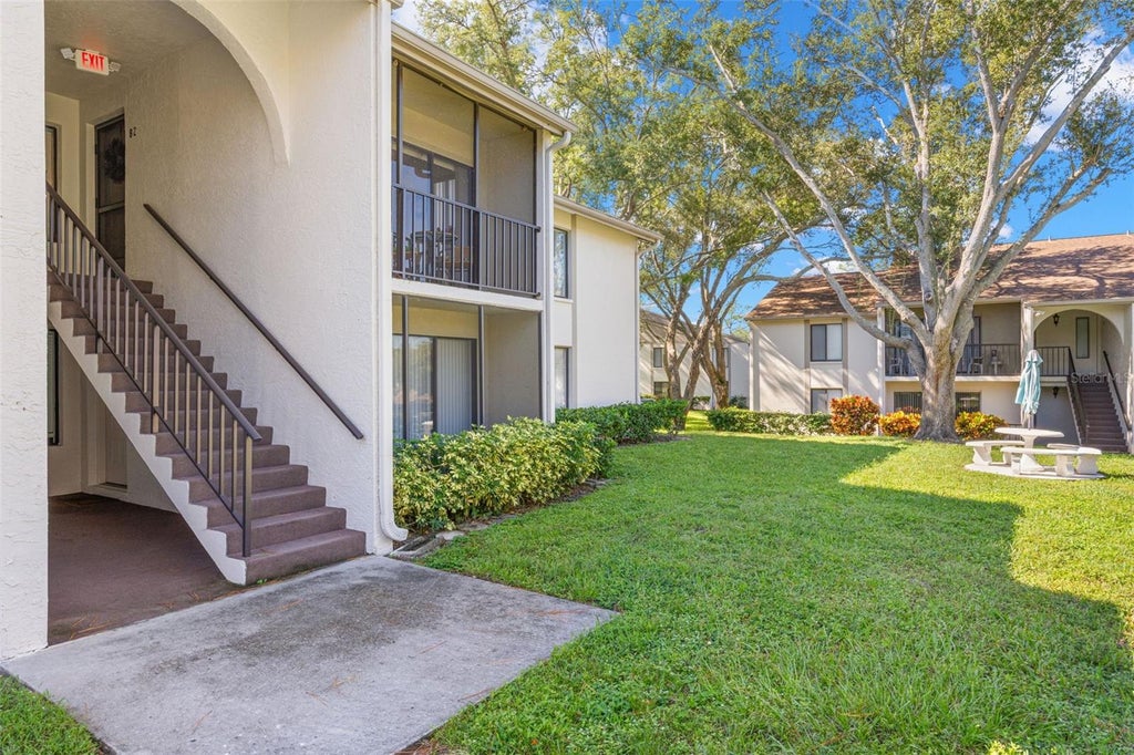 Photo of 1708 Pine Ridge Way E #B2, Palm Harbor, FL 34684 (MLS # TB8556957)
