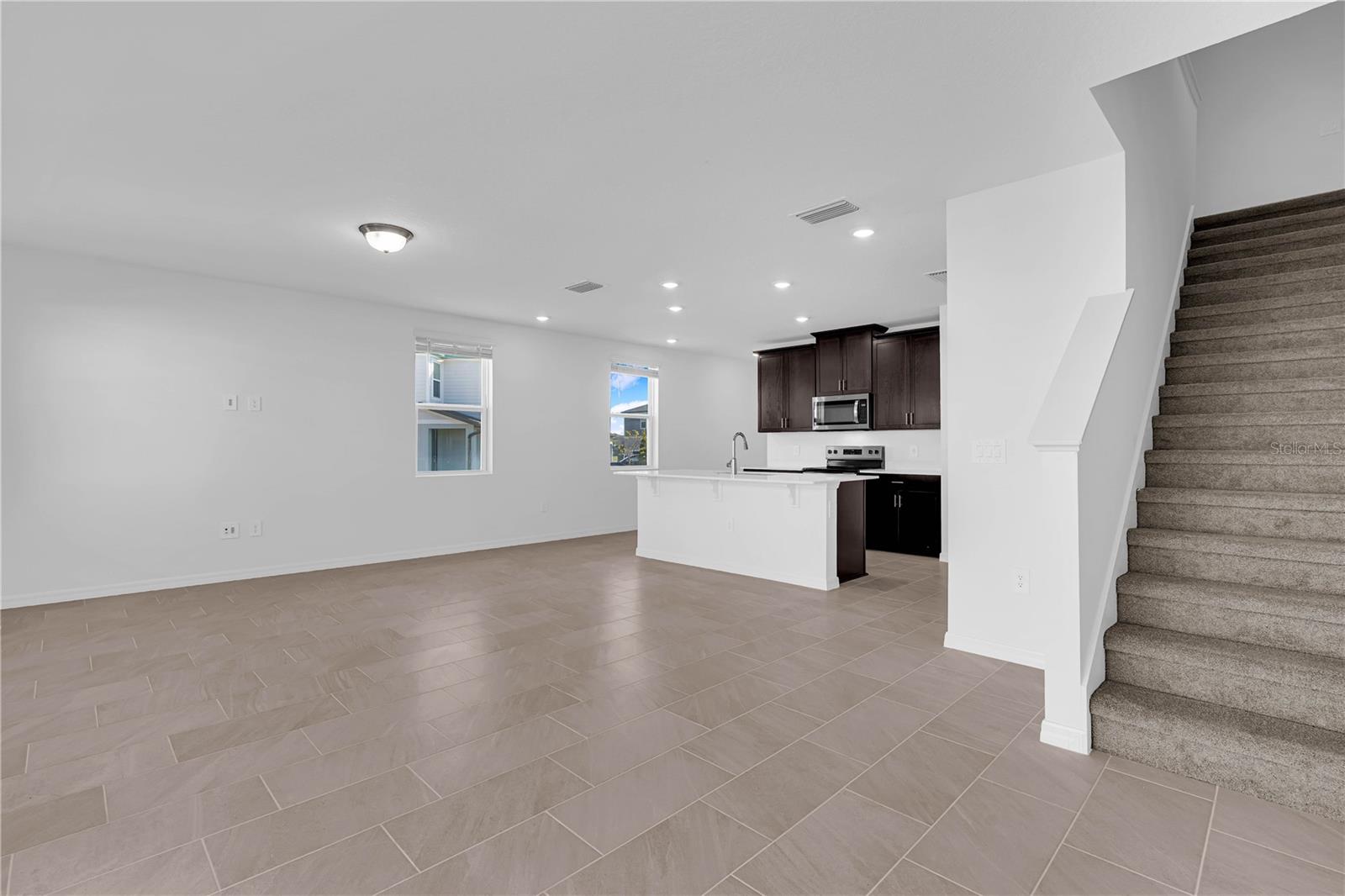 CAGAN CROSSINGS WEST - Residential Lease