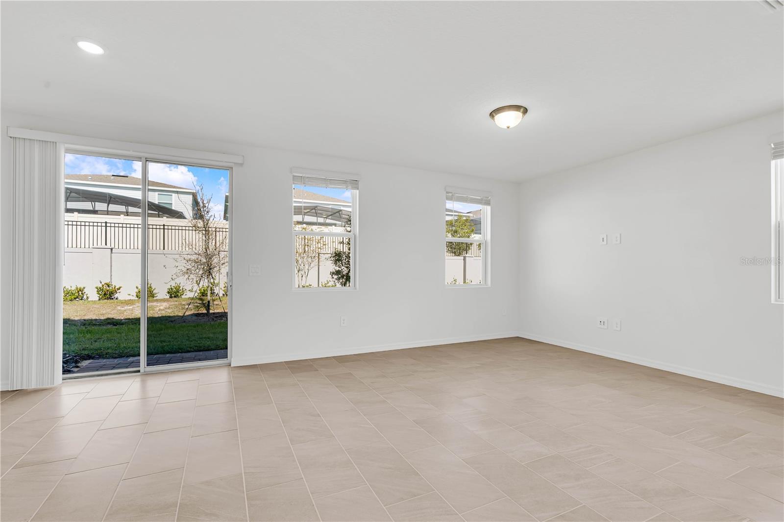 CAGAN CROSSINGS WEST - Residential Lease