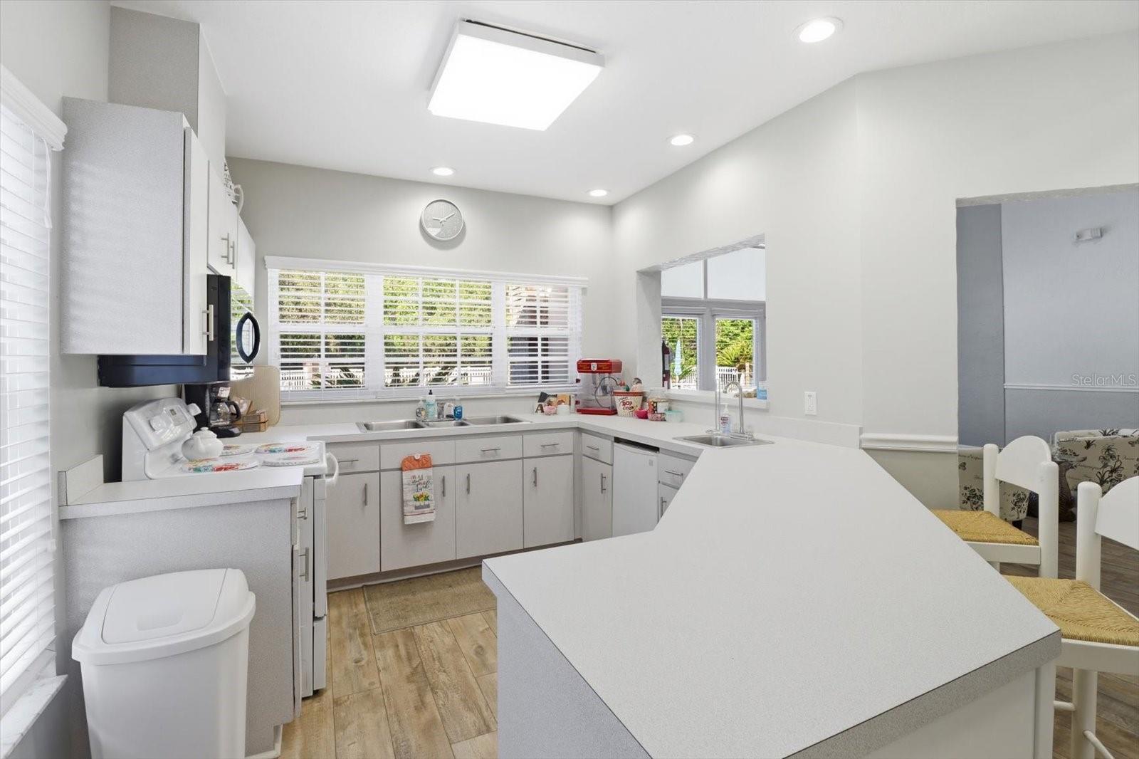 OAK RIDGE - Residential