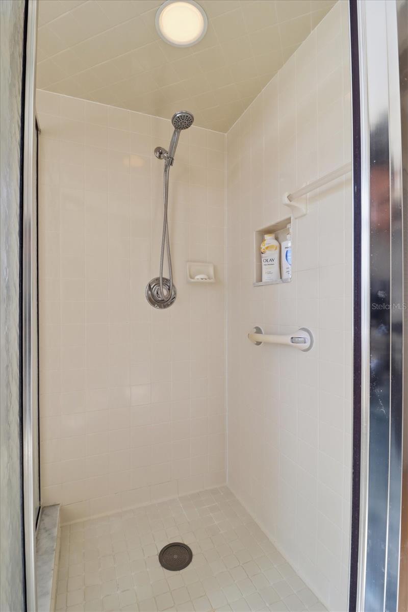 OAK RIDGE - Residential